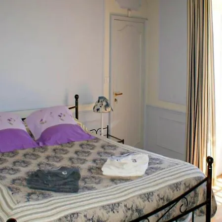 Awesome In Montreuil-sur-breche W/ Jacuzzi, Wifi And 7 Bedrooms Holiday home Montreuil-sur-Breche
