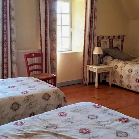 Holiday home Awesome In Montreuil-sur-breche W/ Jacuzzi, Wifi And 7 Bedrooms